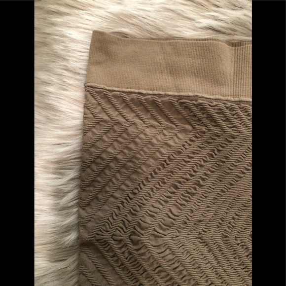 BCBG driftwood cute pencil skirts for for women - Picture 3 of 6